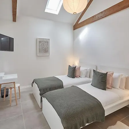 Rose Semesterbostad *